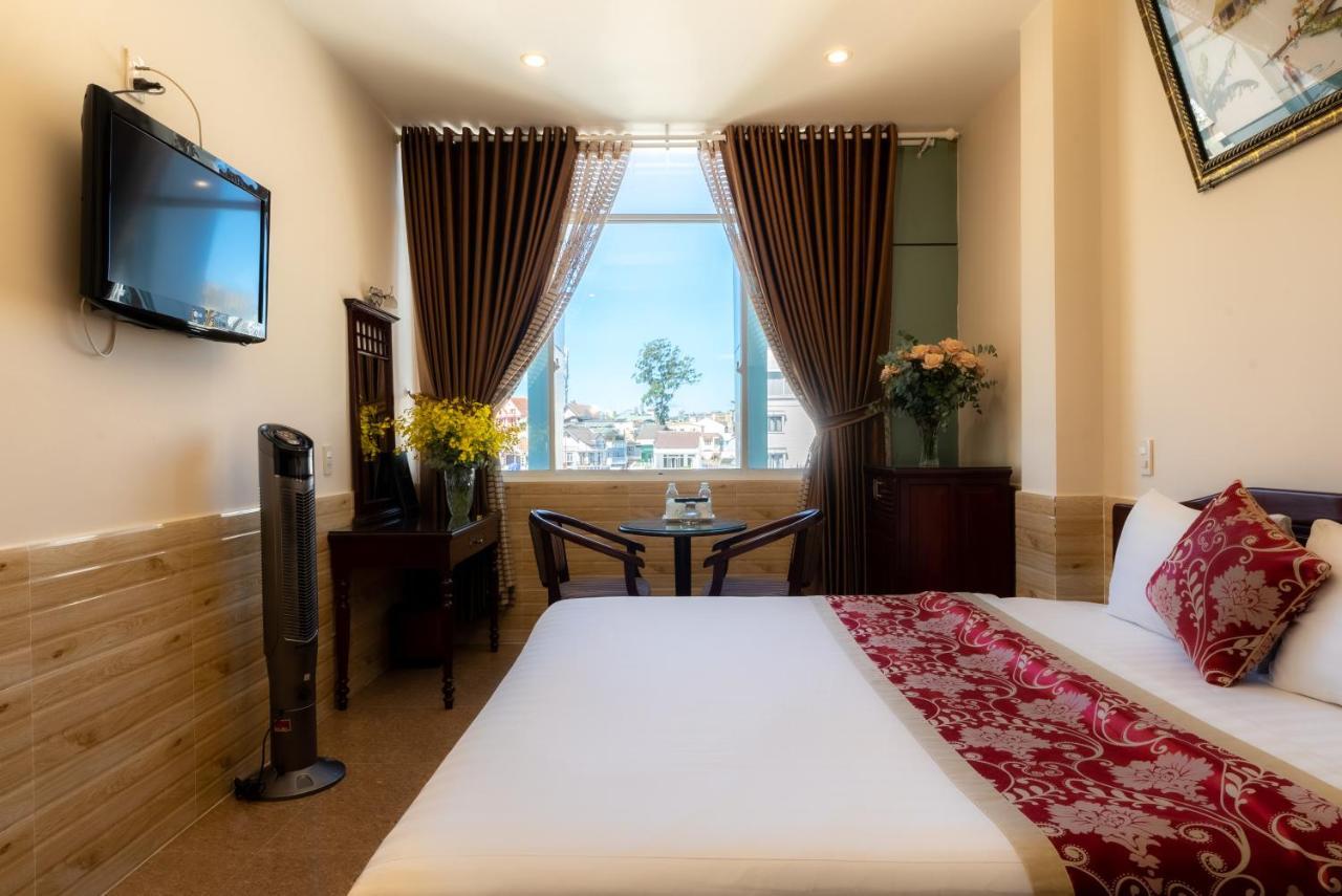 Mai Vang Hotel Đà Lạt Extérieur photo